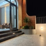 BIỆT THỰ ĐẸP 7×26 GẦN CHỢ BÌNH CHÁNH – 5 PHÒNG NGỦ, 4 WC, SỔ HỒNG RIÊNG