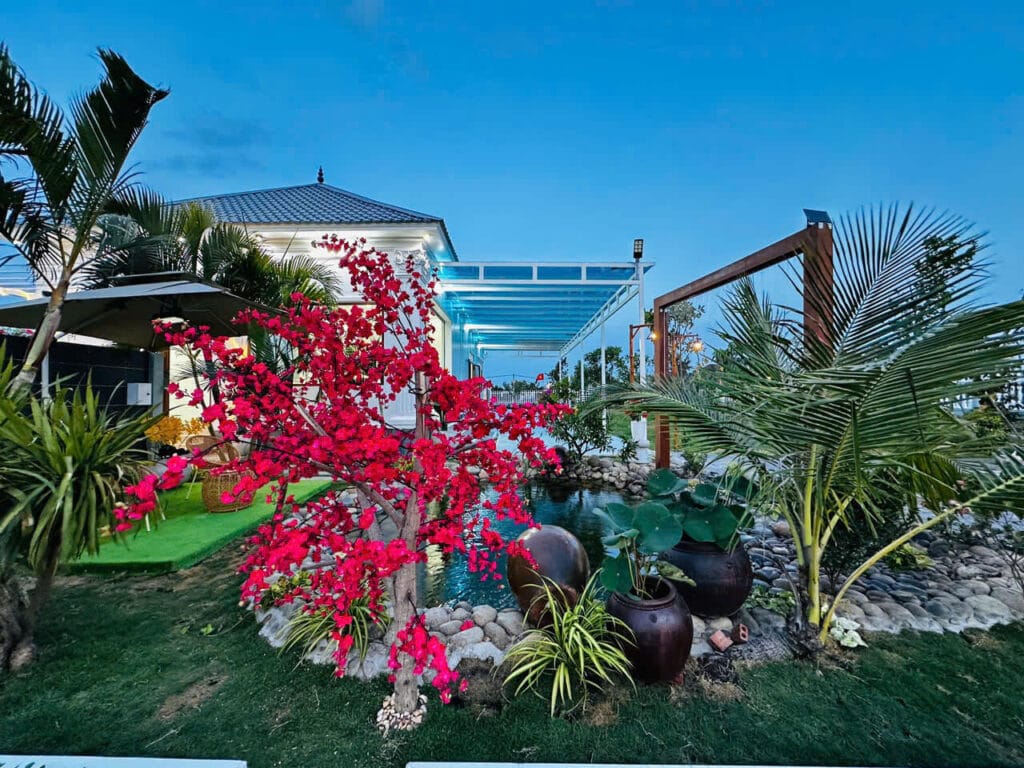 Bán Nhà Bình Chánh 1700m², 300m² Thổ Cư, Hướng Đông Nam – 3 Phòng Ngủ, 3 WC, Phòng Thờ