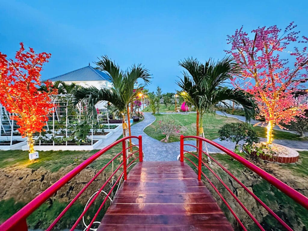 Bán Nhà Bình Chánh 1700m², 300m² Thổ Cư, Hướng Đông Nam – 3 Phòng Ngủ, 3 WC, Phòng Thờ
