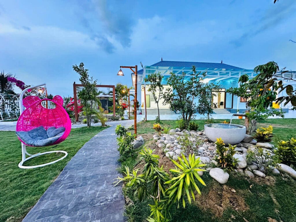 Bán Nhà Bình Chánh 1700m², 300m² Thổ Cư, Hướng Đông Nam – 3 Phòng Ngủ, 3 WC, Phòng Thờ