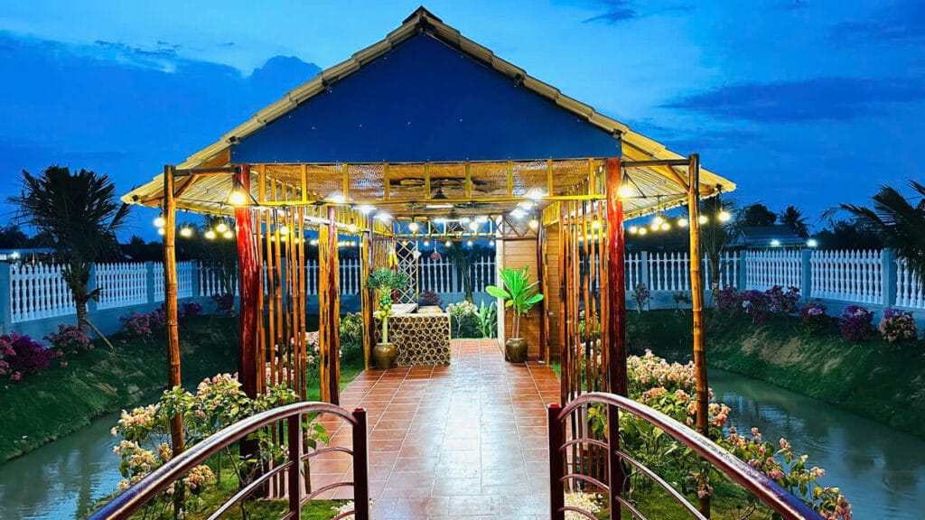 Bán Nhà Bình Chánh 1700m², 300m² Thổ Cư, Hướng Đông Nam – 3 Phòng Ngủ, 3 WC, Phòng Thờ