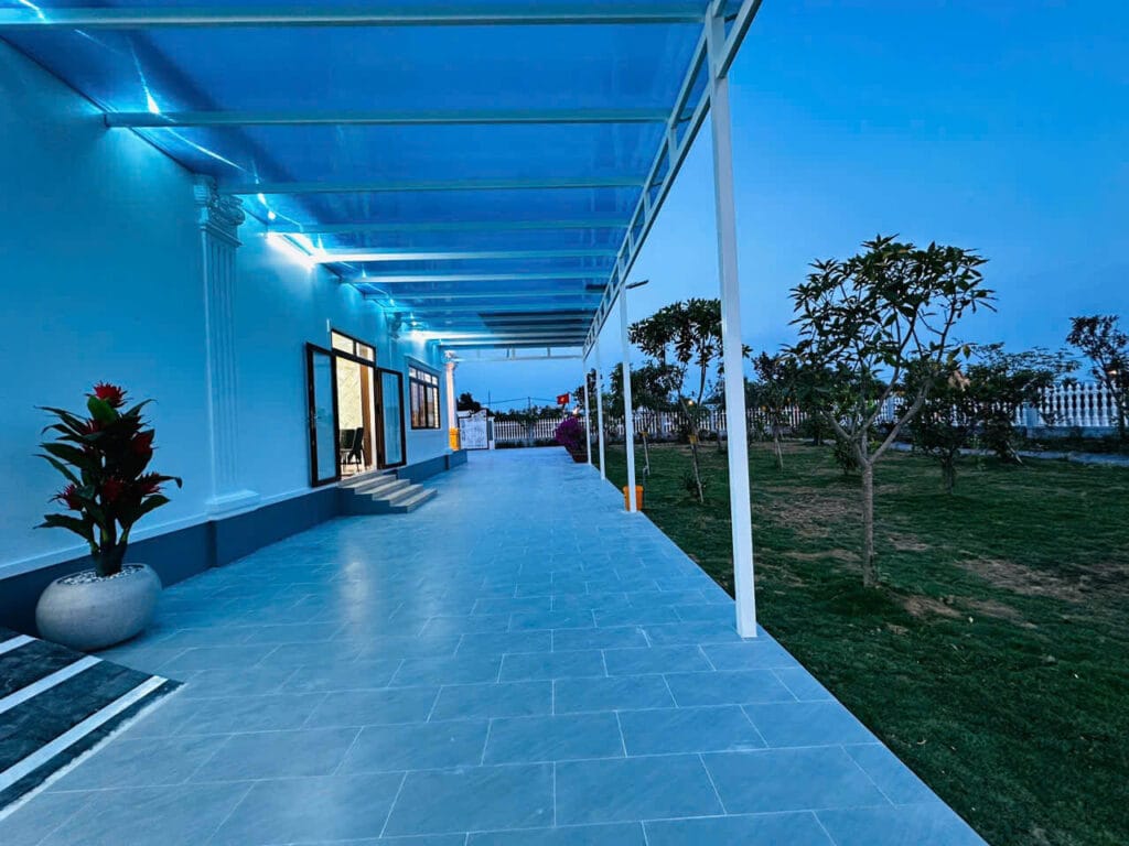 Bán Nhà Bình Chánh 1700m², 300m² Thổ Cư, Hướng Đông Nam – 3 Phòng Ngủ, 3 WC, Phòng Thờ