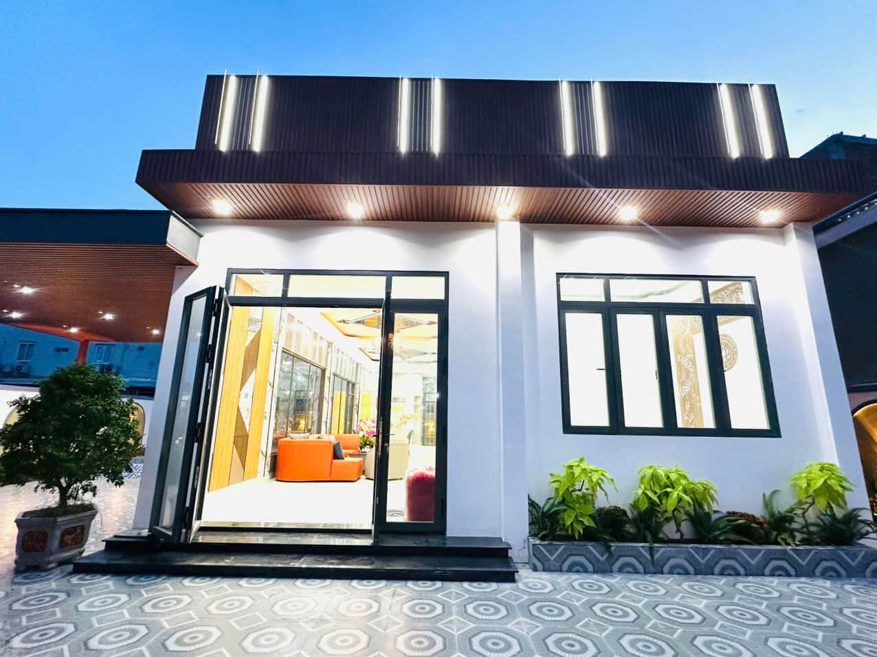 Bán villa nghỉ dưỡng sân vườn hồ bơi – 550m2 thổ cư – Xe tải vào tận nơi1