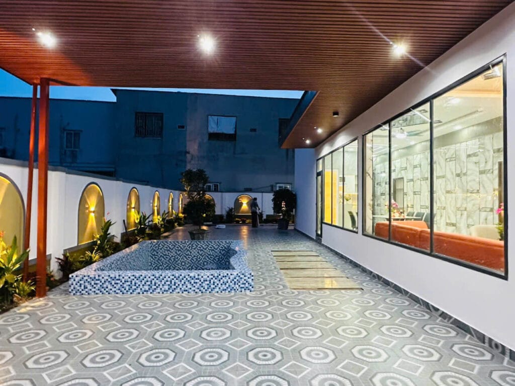 Bán villa nghỉ dưỡng sân vườn hồ bơi – 550m2 thổ cư – Xe tải vào tận nơi987