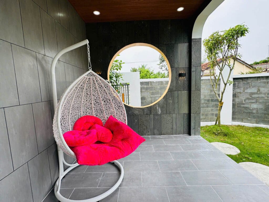 Chỉ Cần 4 Tỷ Sở Hữu Biệt Thự 2.100m² Tại Bình Chánh – Hướng Đông Nam, Sổ Rõ Ràng998