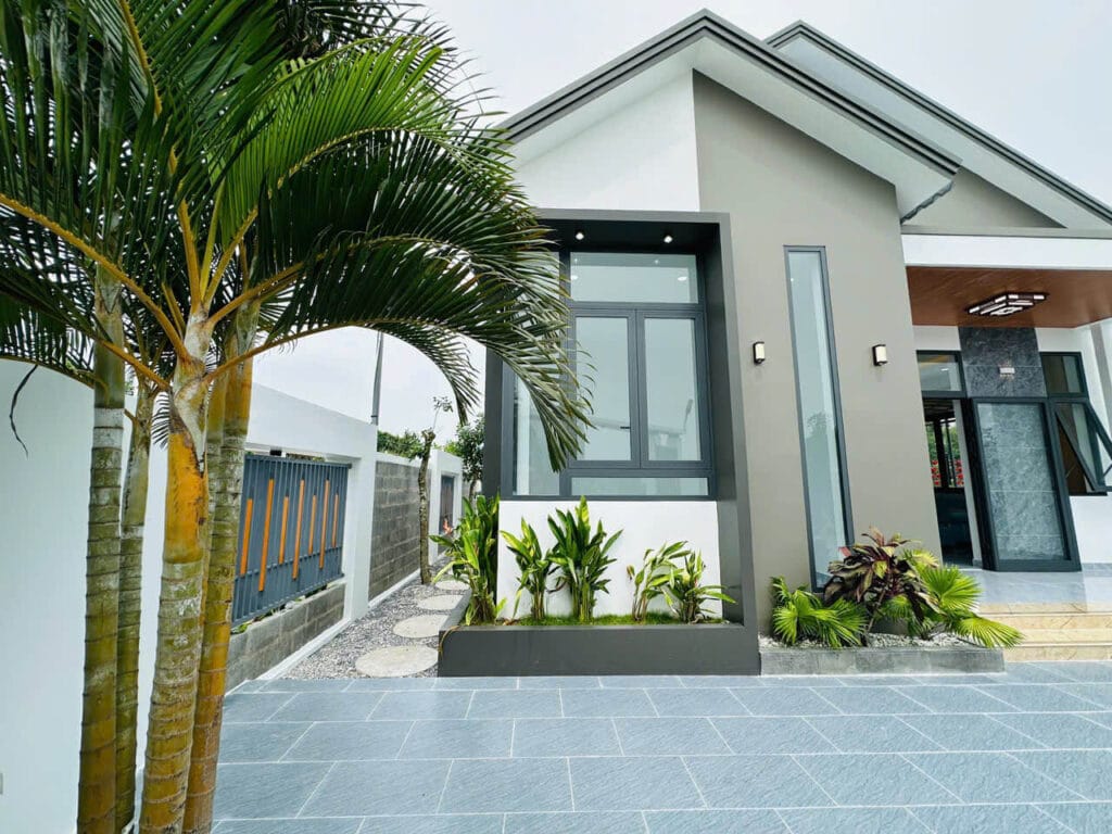 Chỉ Cần 4 Tỷ Sở Hữu Biệt Thự 2.100m² Tại Bình Chánh – Hướng Đông Nam, Sổ Rõ Ràngeee