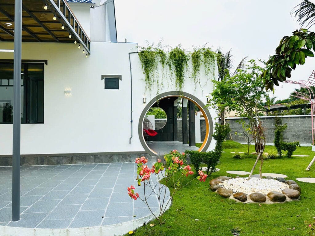Chỉ Cần 4 Tỷ Sở Hữu Biệt Thự 2.100m² Tại Bình Chánh – Hướng Đông Nam, Sổ Rõ Rànggg