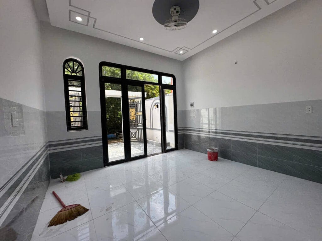 Diện Tích Lớn ,ÍT Tiền Nhất Định Phải Xem Căn Nhà Này Ở Bình Chánh