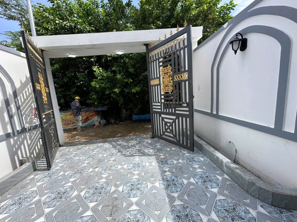 Diện Tích Lớn ,ÍT Tiền Nhất Định Phải Xem Căn Nhà Này Ở Bình Chánh