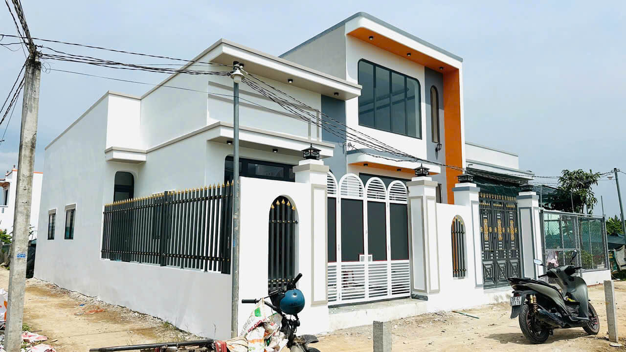 hà Bình Chánh Sổ Hồng – Căn Góc 2 Mặt Tiền 5,5x18 – Hướng Đông