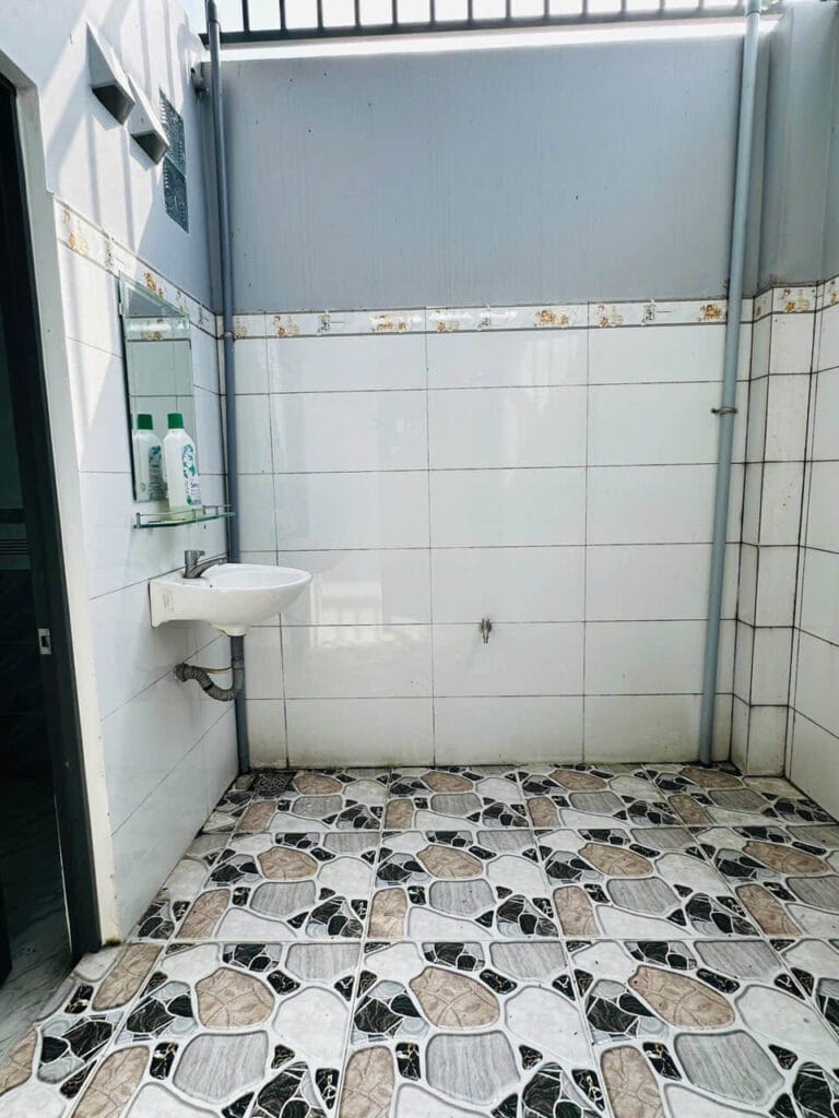 nhà bán Bình Chánh nhà ngã 4 Phước Lý Long An mua bán nhà 4PN 3WC nhà gần Bình Chánh nhà đường nhựa xe hơi