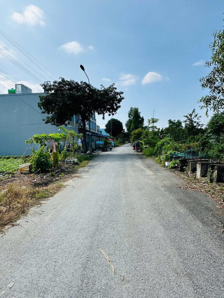 nhà bán Bình Chánh nhà ngã 4 Phước Lý Long An mua bán nhà 4PN 3WC nhà gần Bình Chánh nhà đường nhựa xe hơi